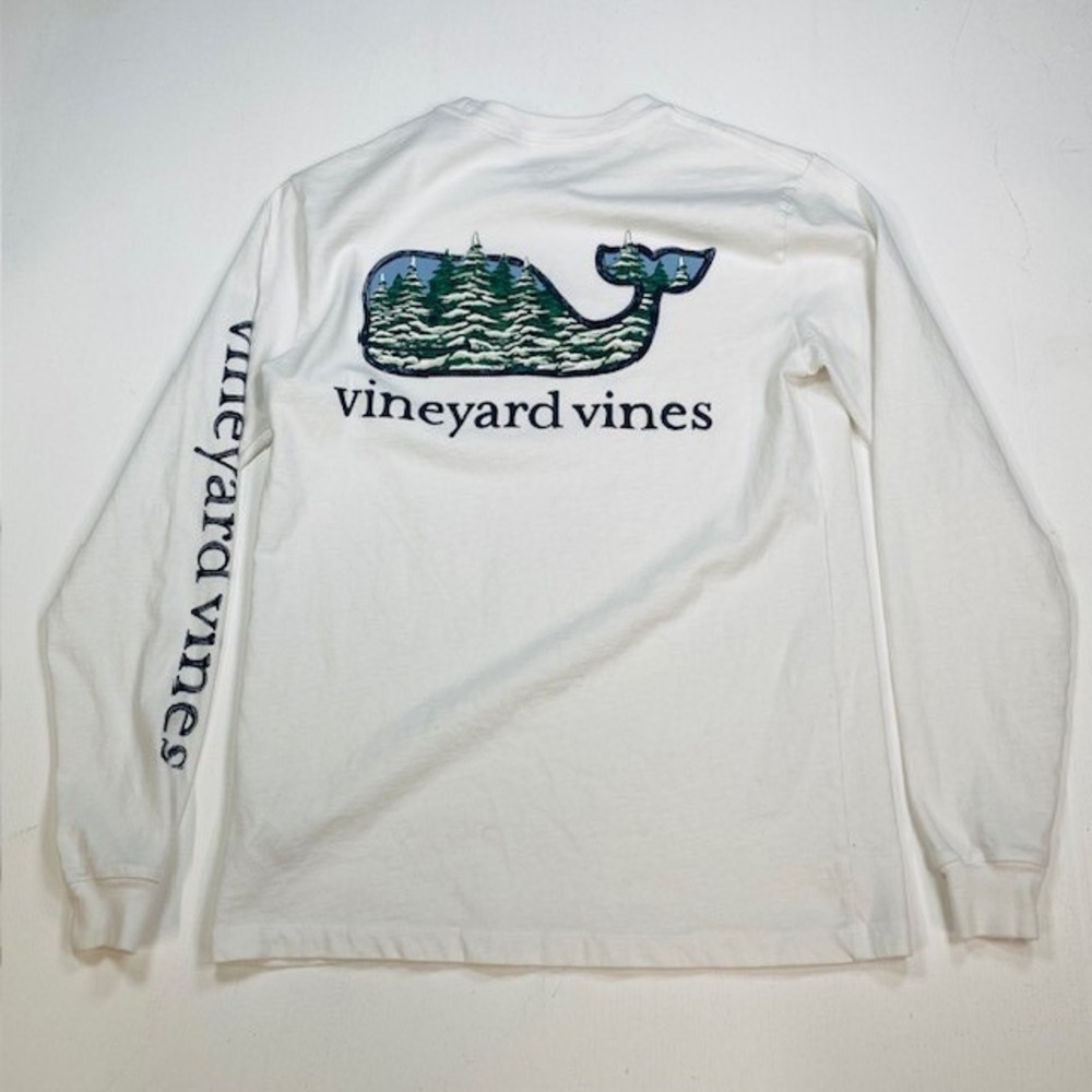 Vineyard Vines Mens XS White Long Sleeve Graphic Pocket T-Shirt Pine Tree Whale